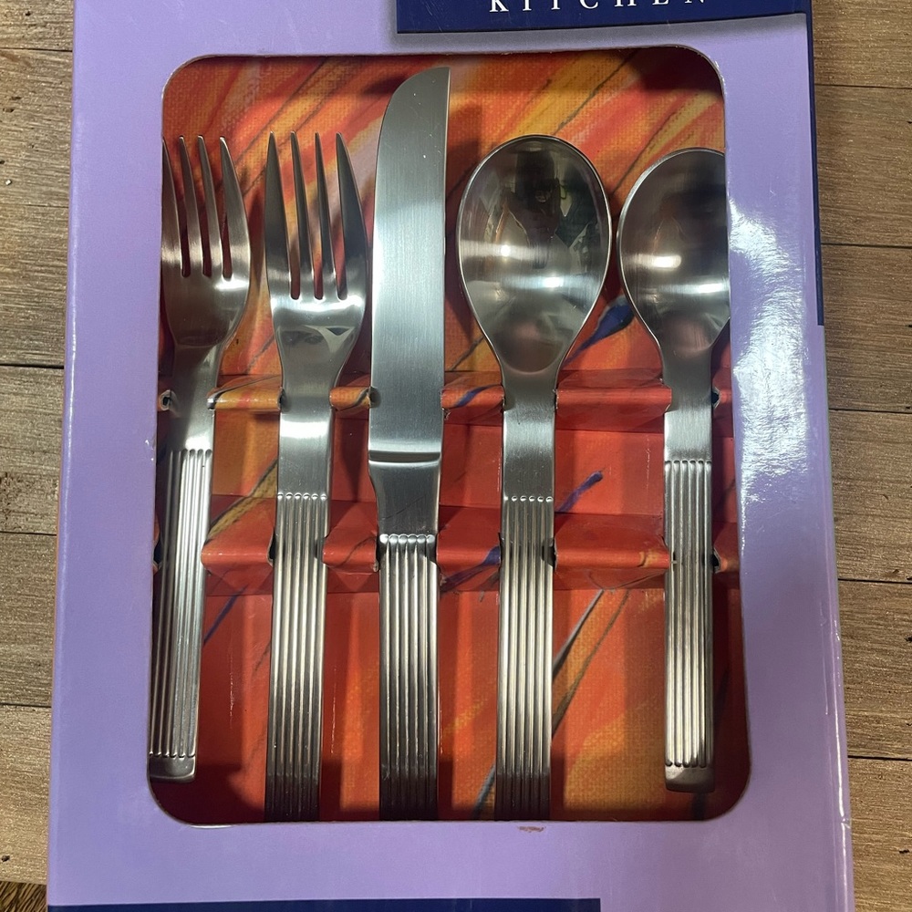 Dansk Thebe Vintage 20 Piece Flatware Set with 4 Settings 18/10 Stainless Steel